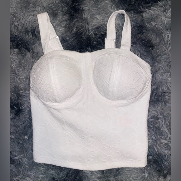 white lace, padded crop top - Picture 1 of 4